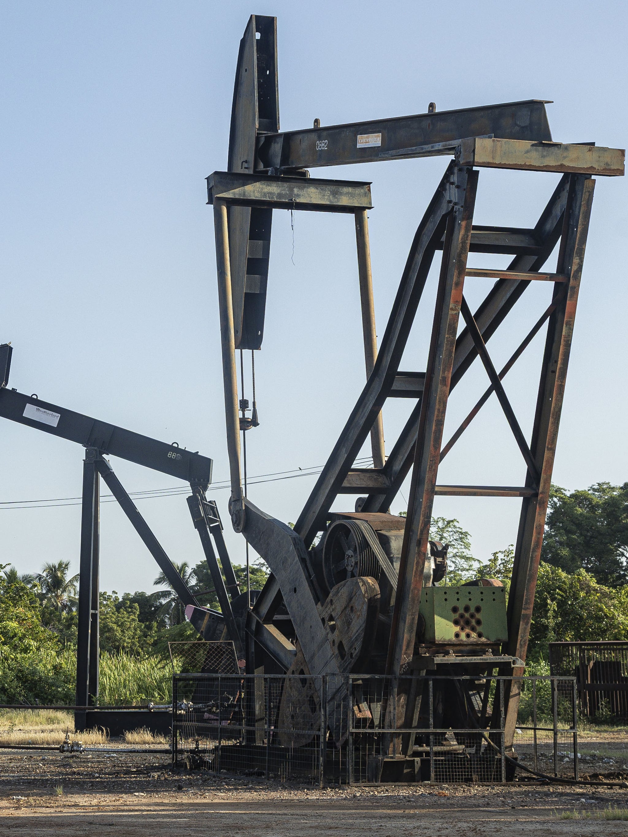 welk nederlands bedrijf heeft olie industrie in venezuela opgebouwd