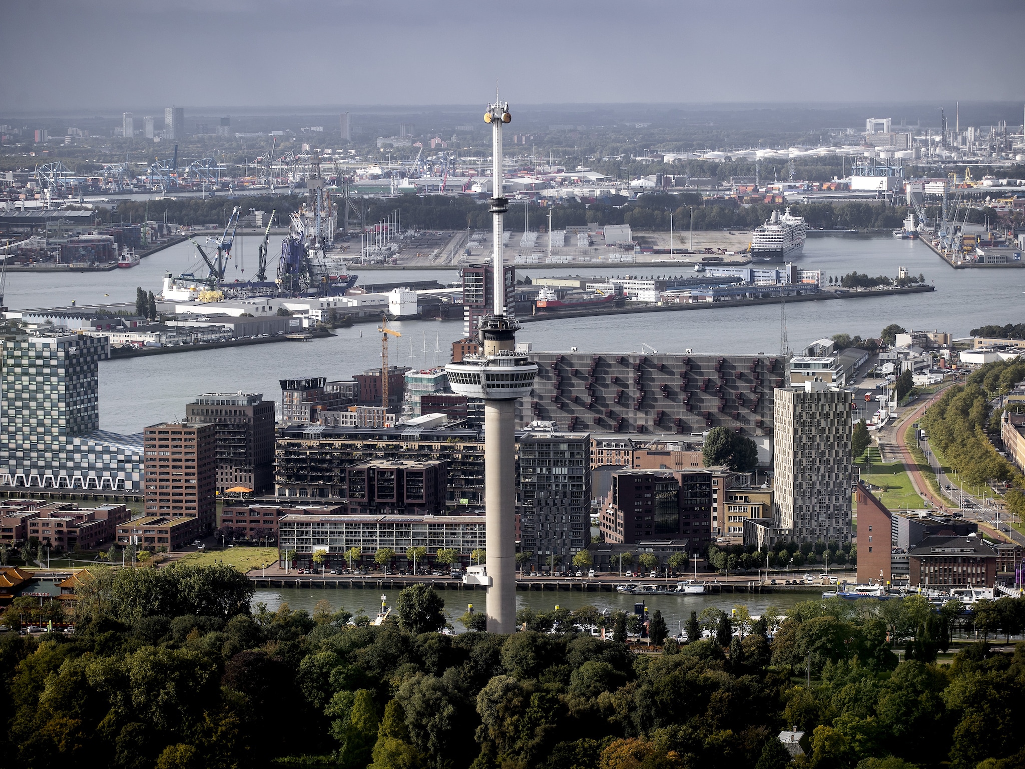 plannen voor ai gigafactory in rotterdam