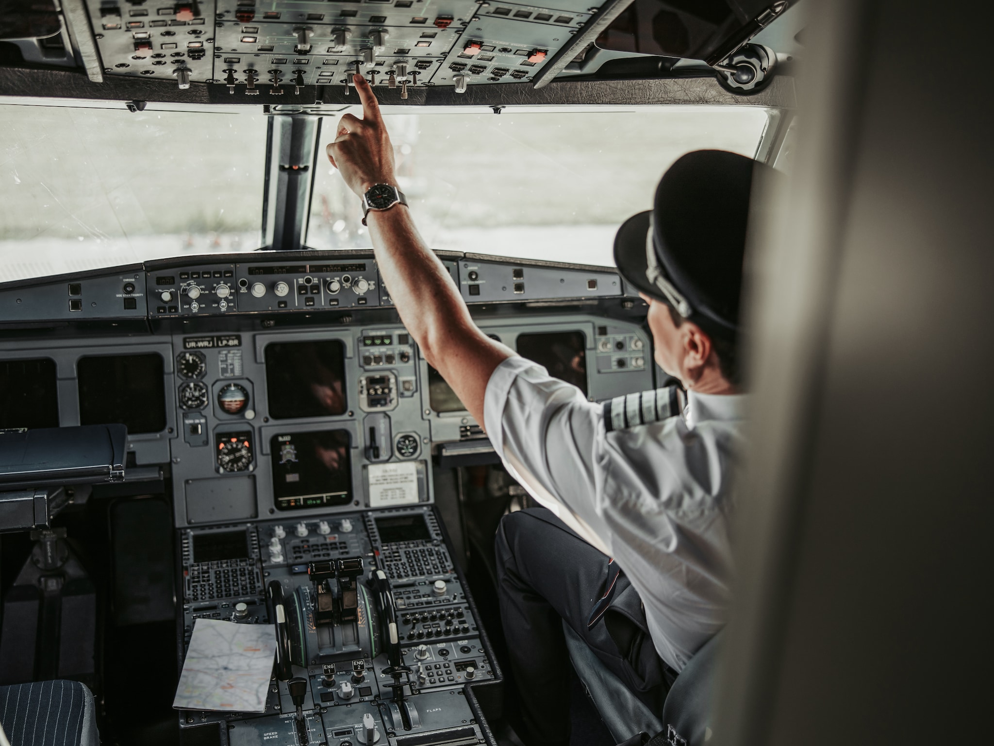 plotseling en zonder iets van voorbereiding speechen leer van deze klm piloot