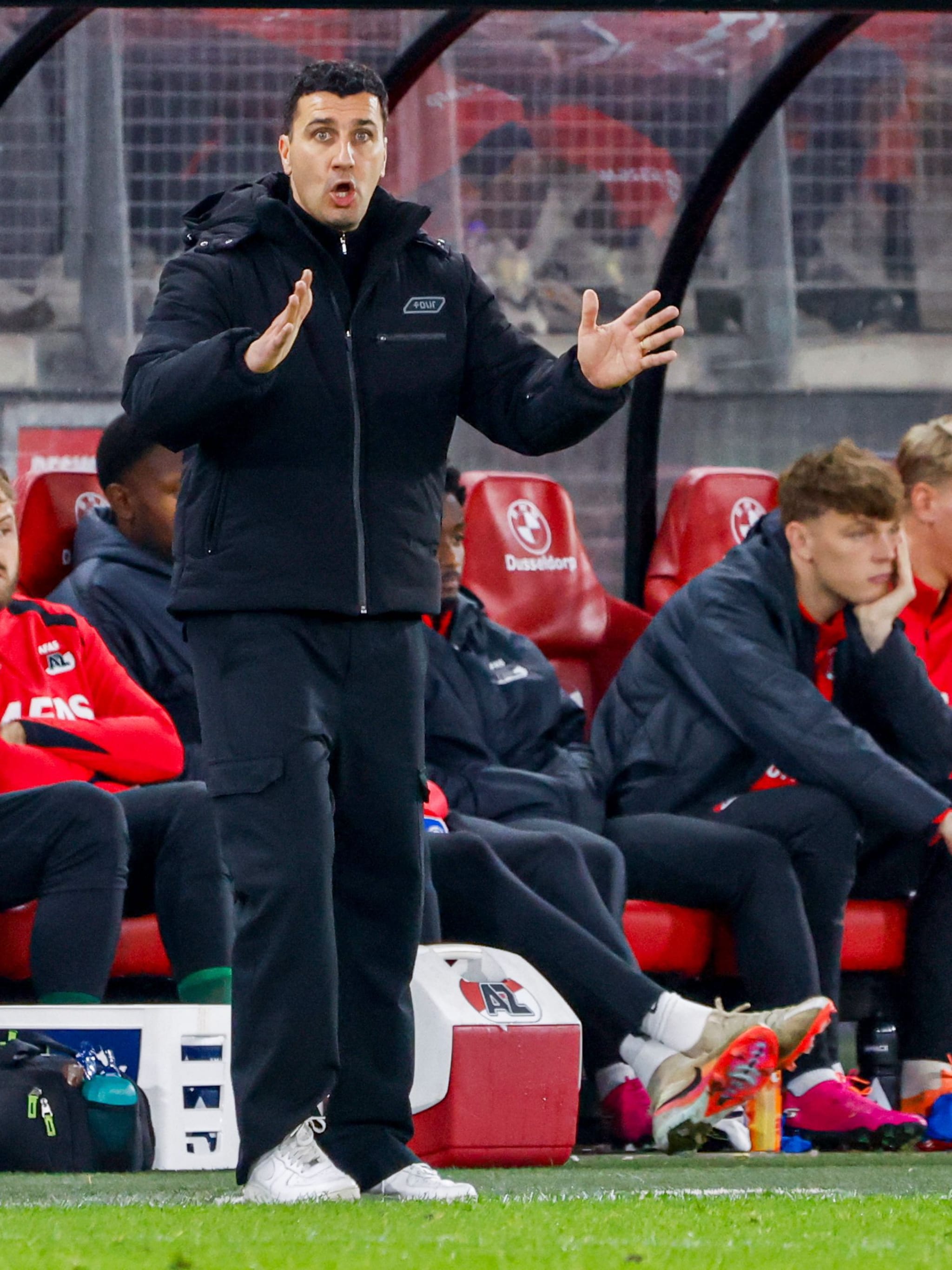 wat voetbaltrainers kunnen leren van het bedrijfsleven luuc eisenga