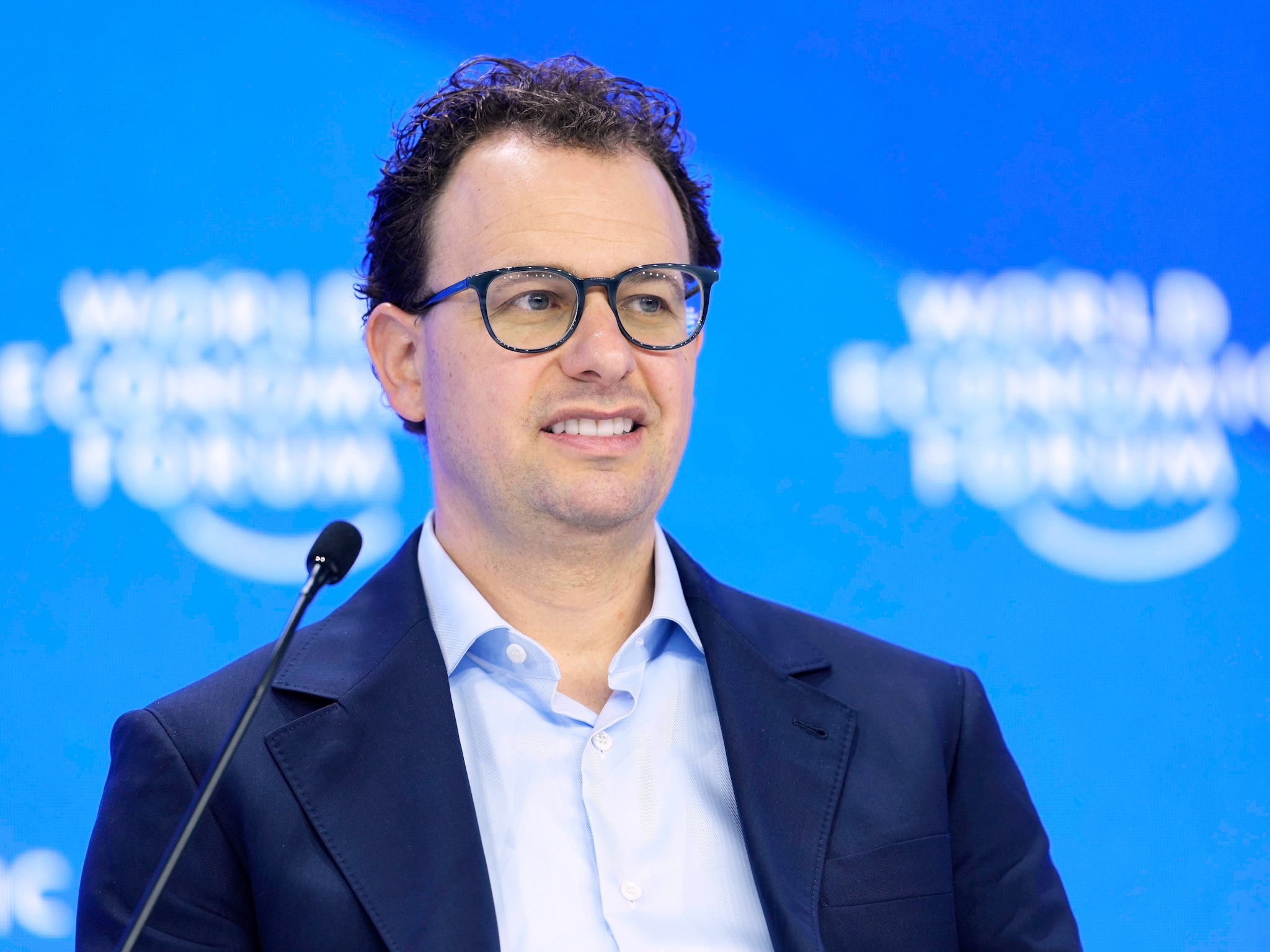 waarom het verbannen van anthropic door trump de slimste pr stunt van 2026 is