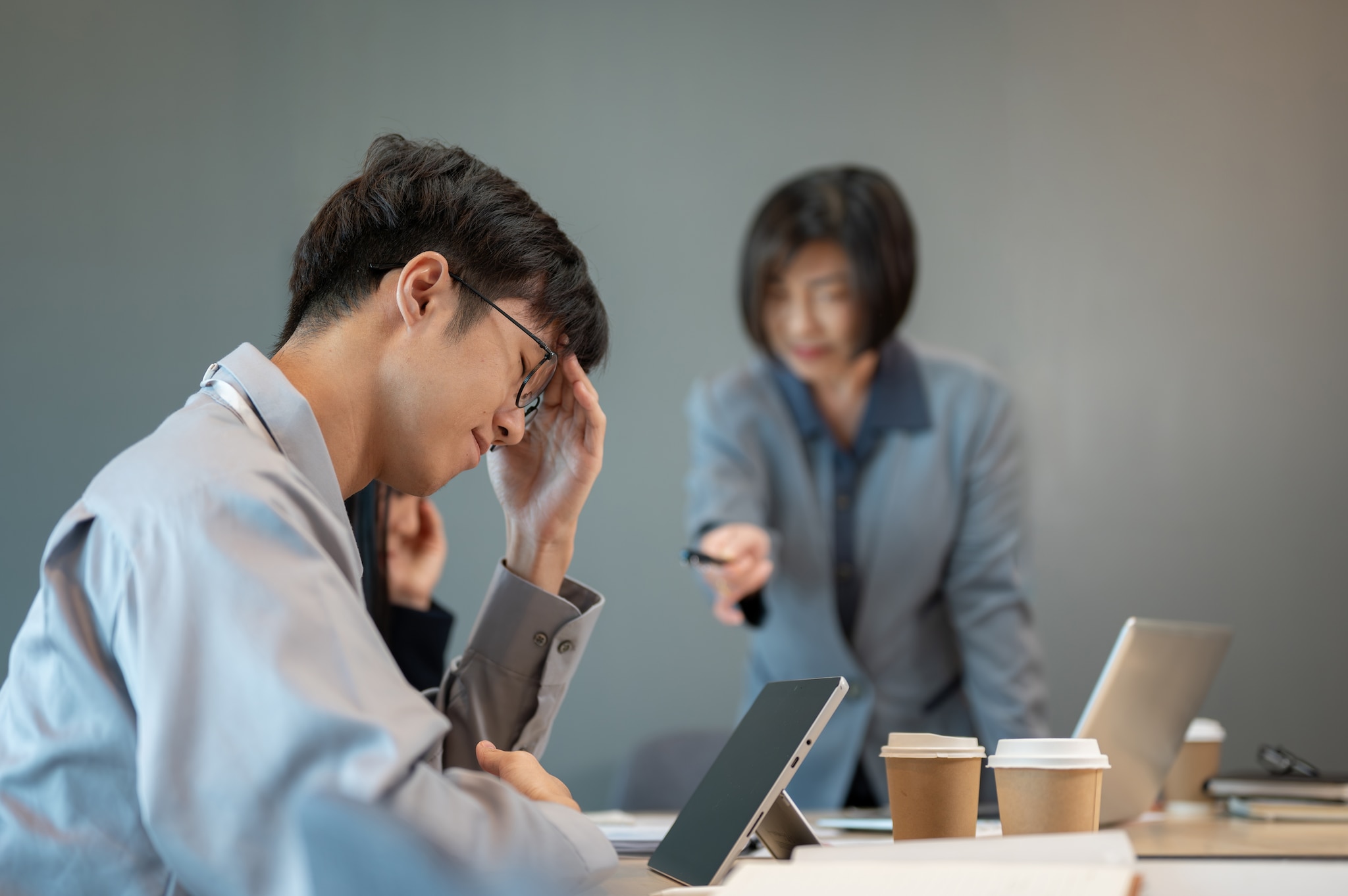 Verstoorde werkrelaties moeten meer prioriteit krijgen. Foto: Shutterstock Verstoorde werkrelaties moeten meer prioriteit krijgen. Foto: Shutterstock