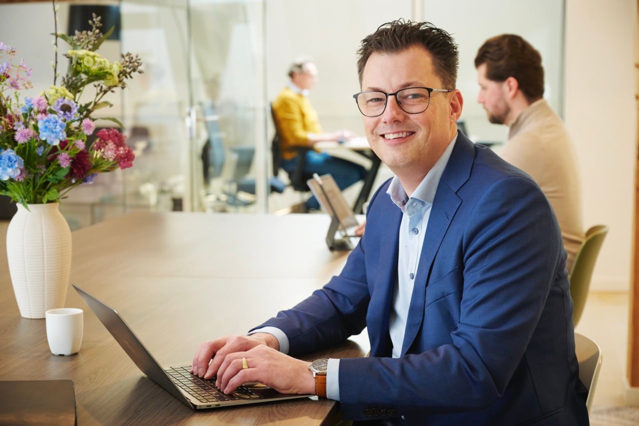 Sander Timmermans van Move Beyond in Oosterhout.t.b.v. de OndernemerFotograaf: Van Assendelft/Jeroen Appels Sander Timmermans van Move Beyond in Oosterhout. Van Assendelft Fotografie