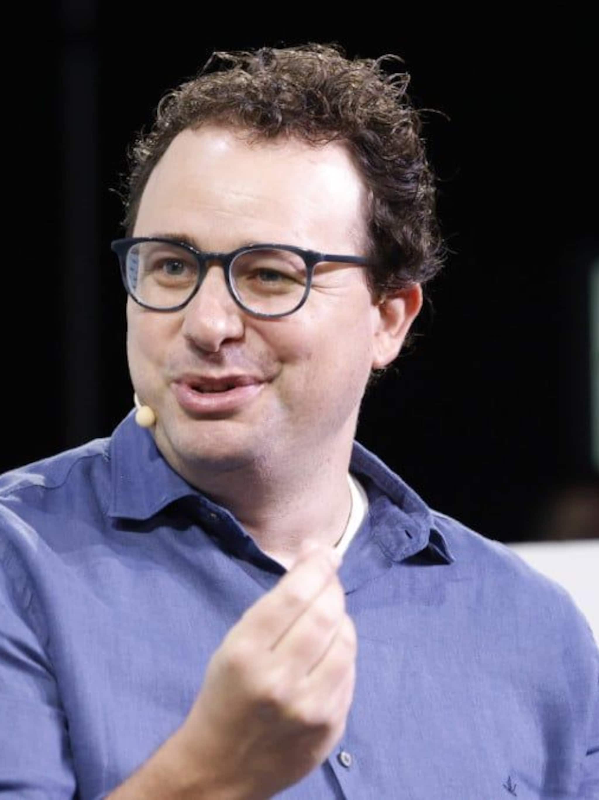 wie is dario amodei en hoeveel verdient de anthropic topman