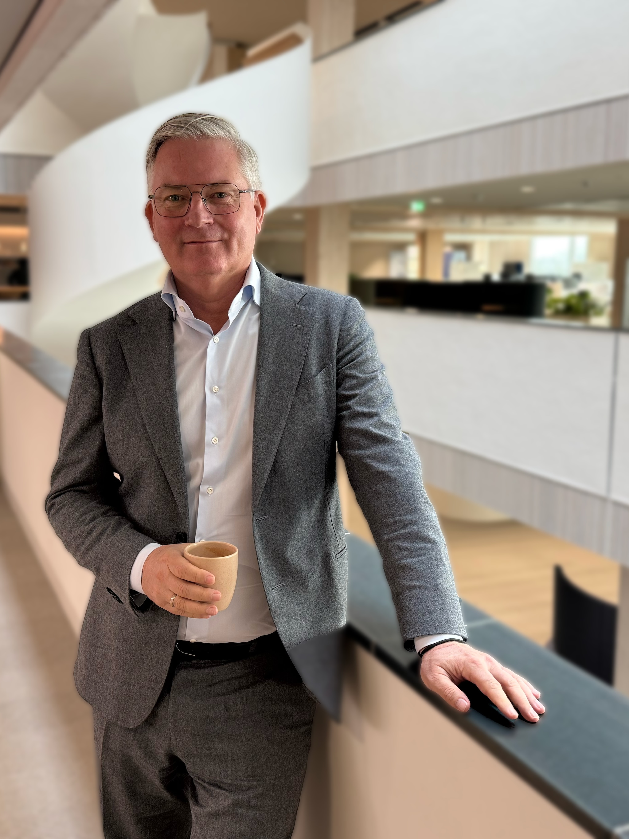 van cliniclowns naar dille kamille hoe 1 ervaring ceo hans geels veranderde