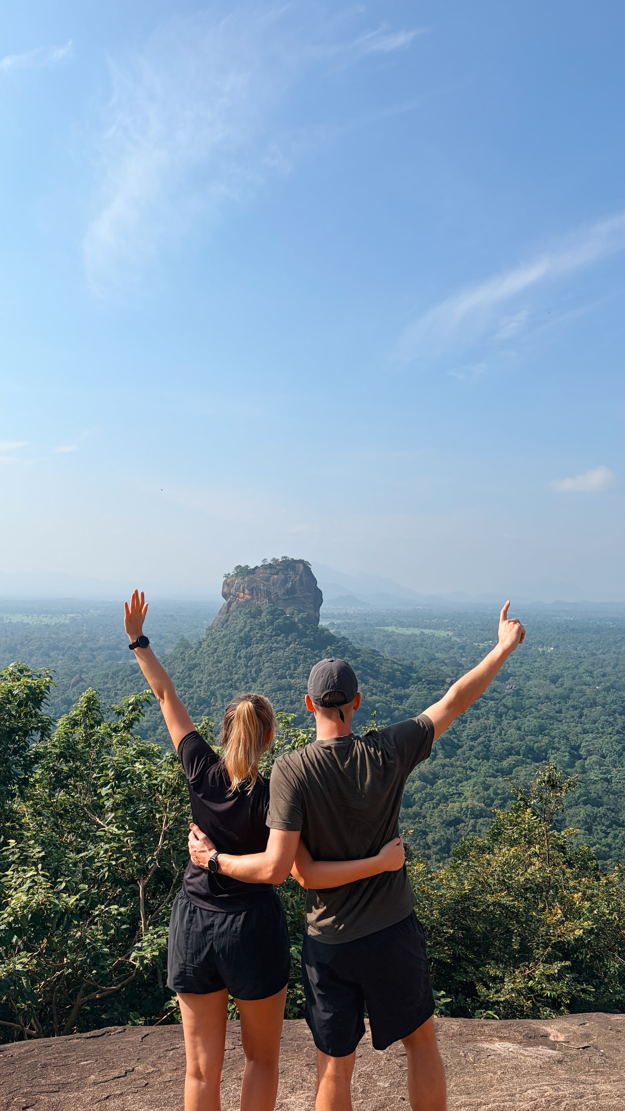 Ben Vennik en zijn vriendin op vakantie in Sri Lanka. Privéfoto. Ben Vennik en zijn vriendin op vakantie in Sri Lanka. Privéfoto.