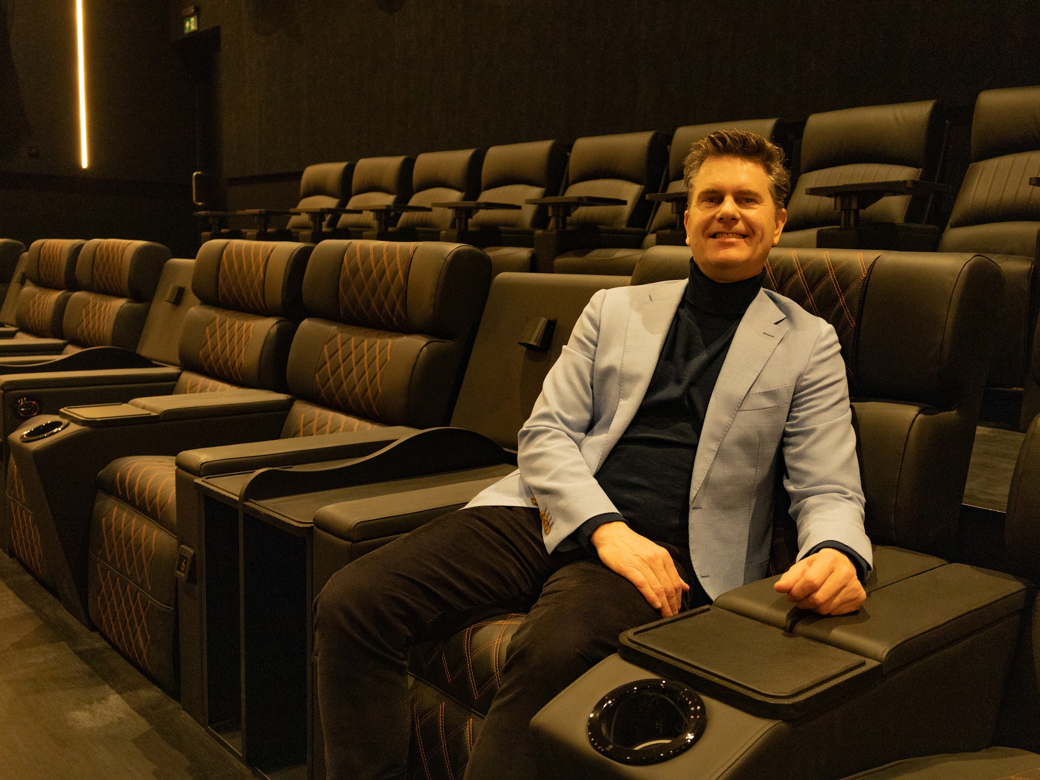 joost ligthart ceo vue cinemas werk prive balans