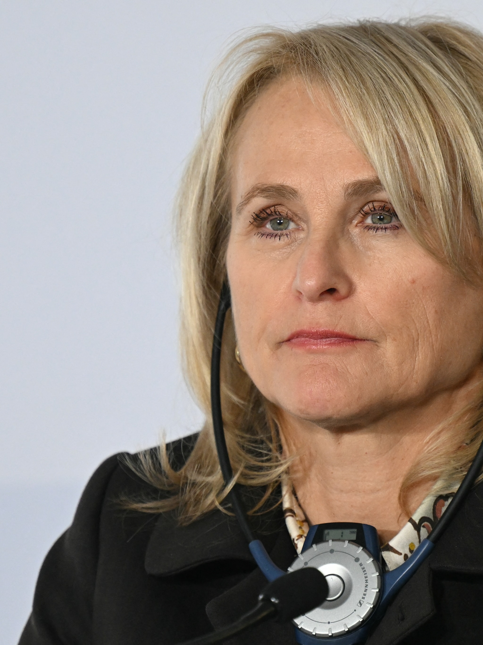 waarom de bonus van de klm topvrouw volgens serge van rooij niet uit te leggen valt