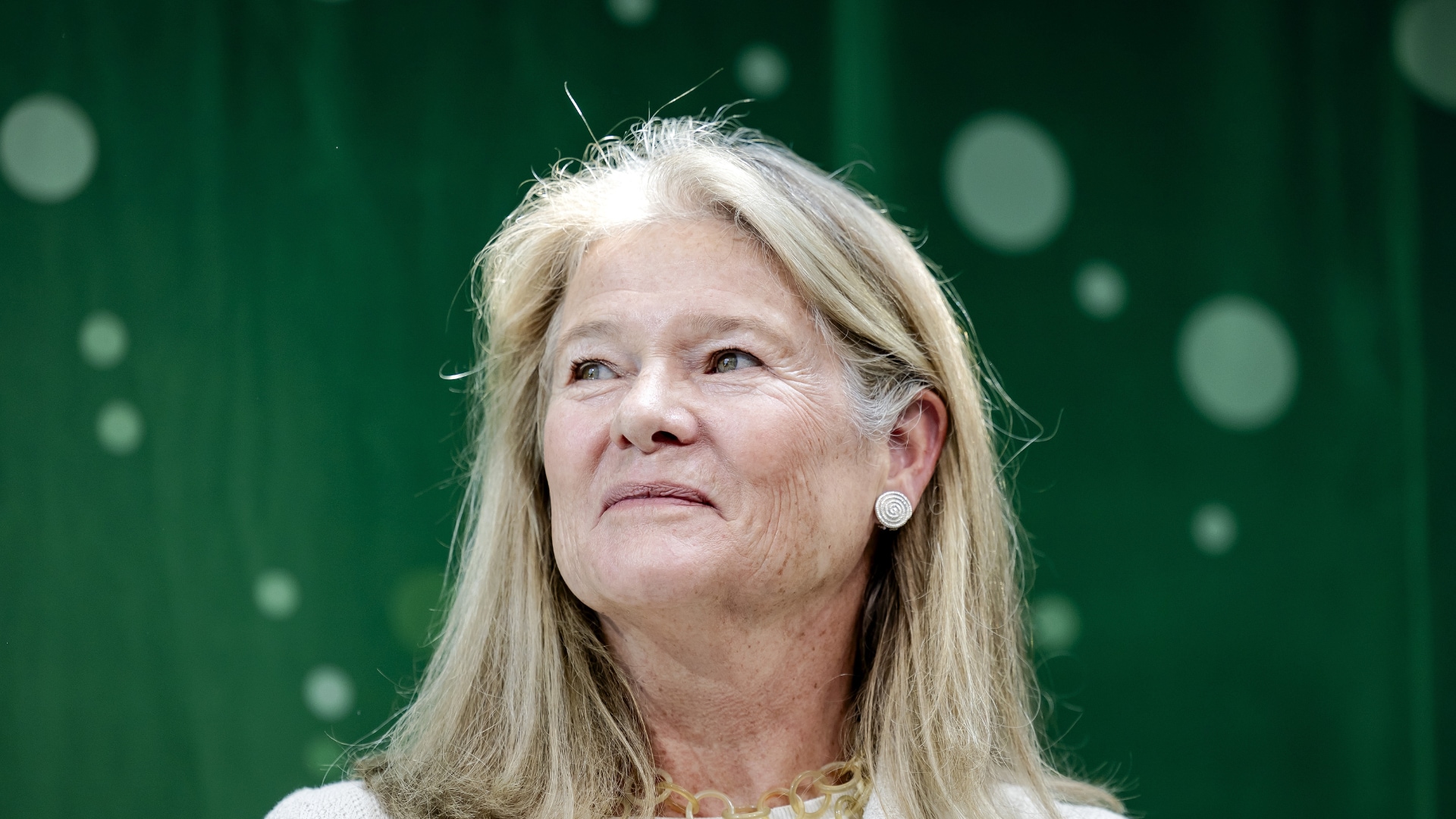 Charlene de Carvalho-Heineken tijdens de opening bij het Dr. H.P. Heineken Centre in de Heineken brouwerij.