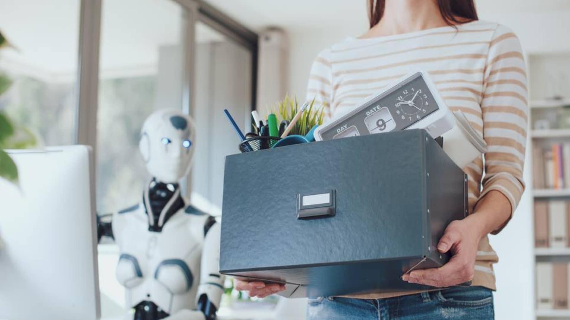 Bedrijven gebruiken AI als excuus voor massaontslagen.