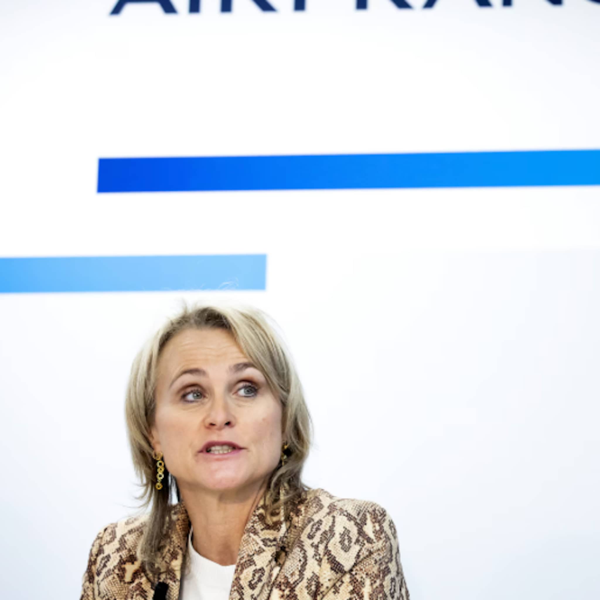 is de beloning van klm topvrouw marjan rintel terecht