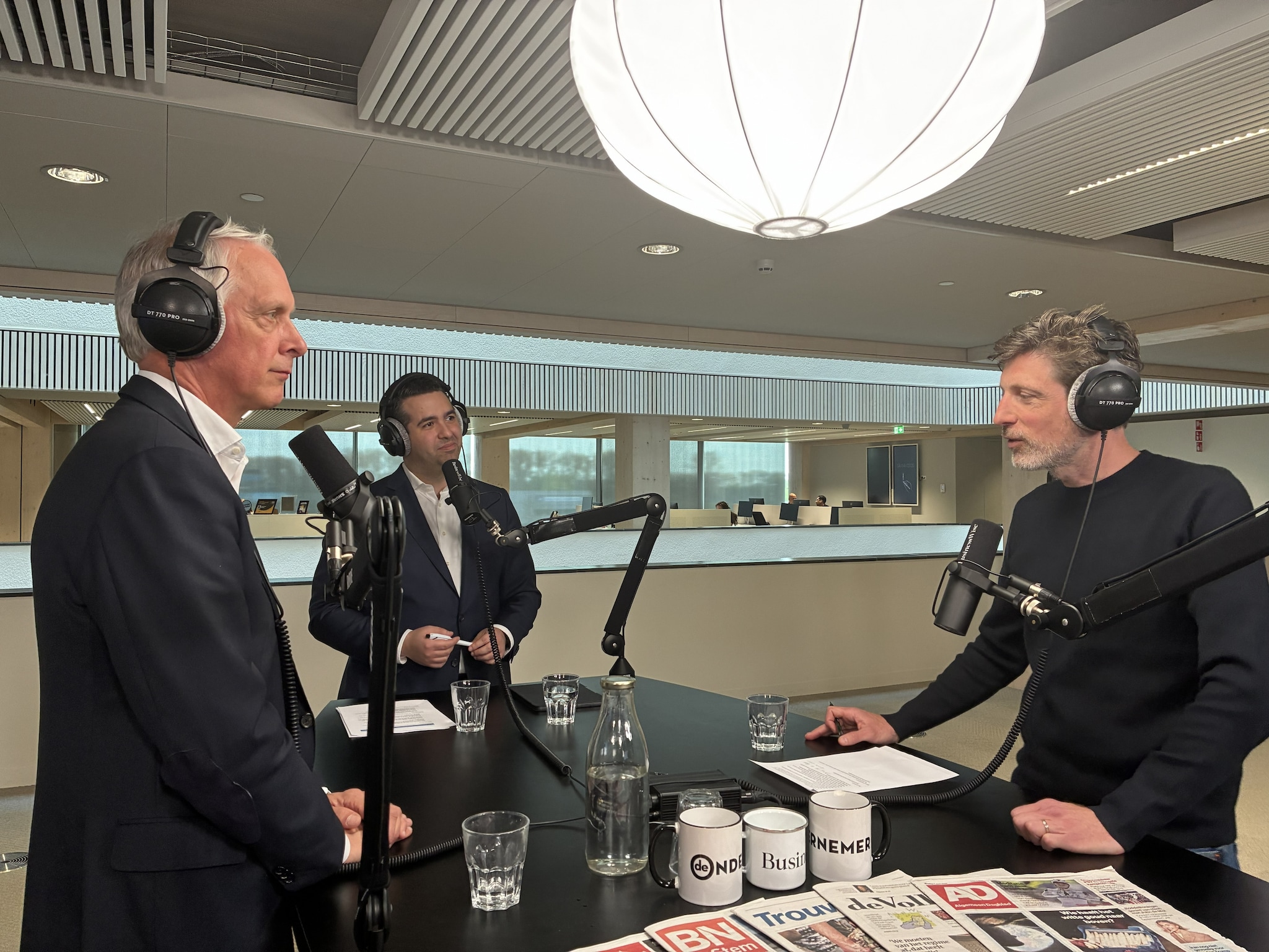 Geert-Jan van der Snoek, Olivier de Neve en Tom Compaijen in de studio van BusinessWise BusinessWise