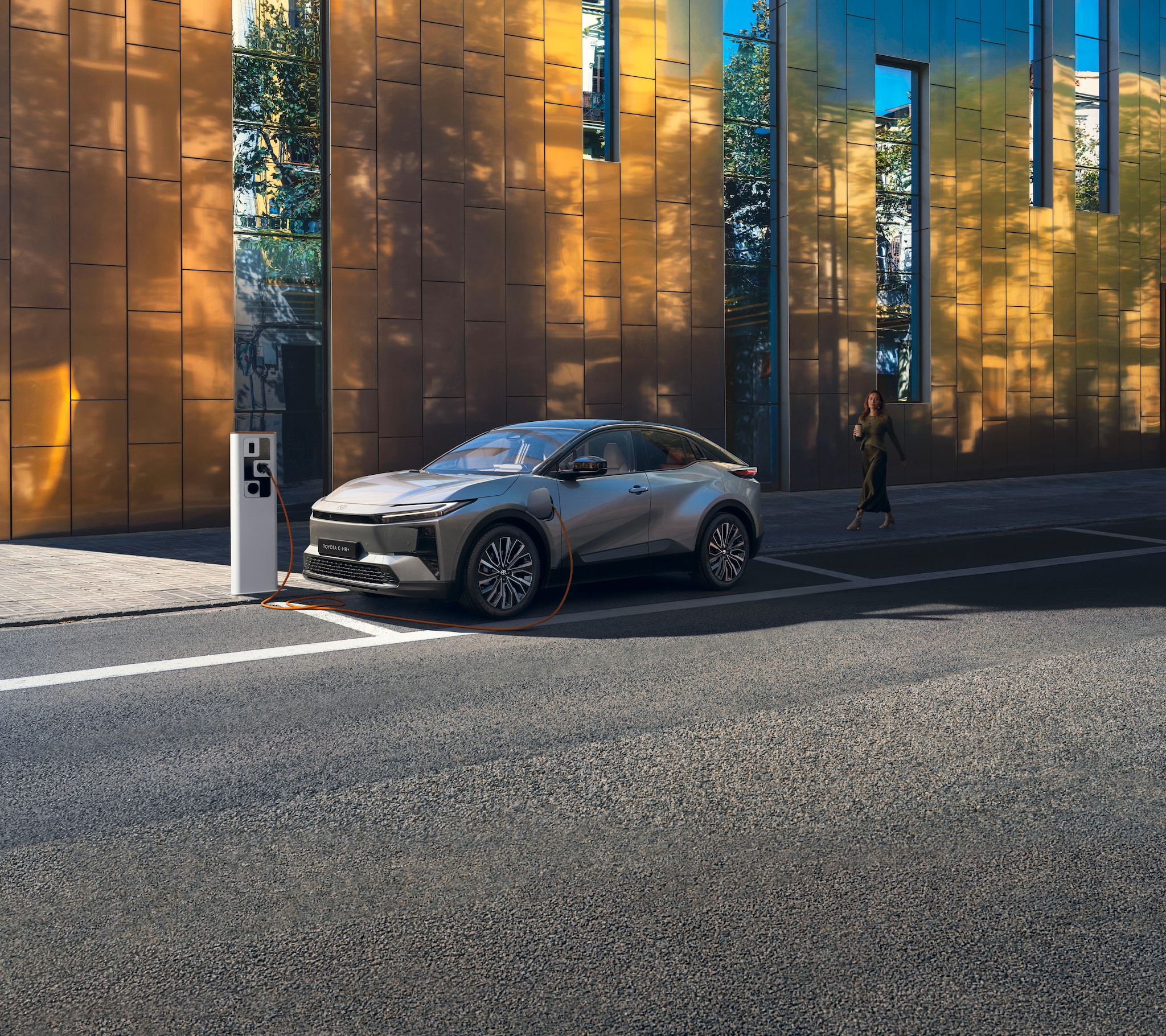 Toyota C-HR+. Fotografie: Toyota Toyota C-HR+. Fotografie: Toyota