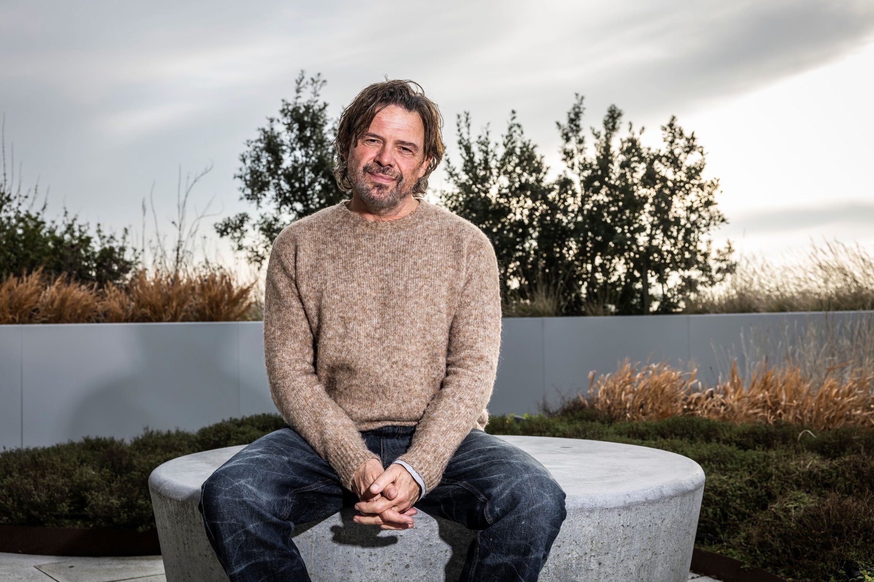 Marcel van Wing van The Flower Farm. Marcel van Wing: ‘Ik accepteer eigenlijk nooit ‘nee’ als antwoord, omdat ik vooral mogelijkheden zie’. Foto: Dingena Mol.