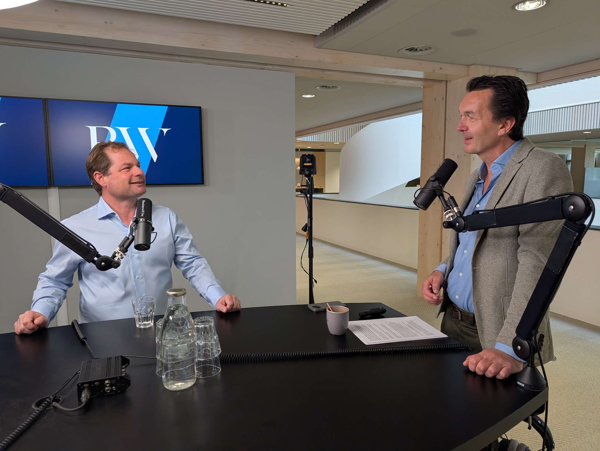 Piet-Hein Smit, CEO van Boldking, in gesprek met Paul van Riessen in At the Top. Foto: BusinessWise Piet-Hein Smit, CEO van Boldking, in de BusinessWise-radiostudio gesprek met Paul van Riessen in At the Top. Foto: BusinessWise