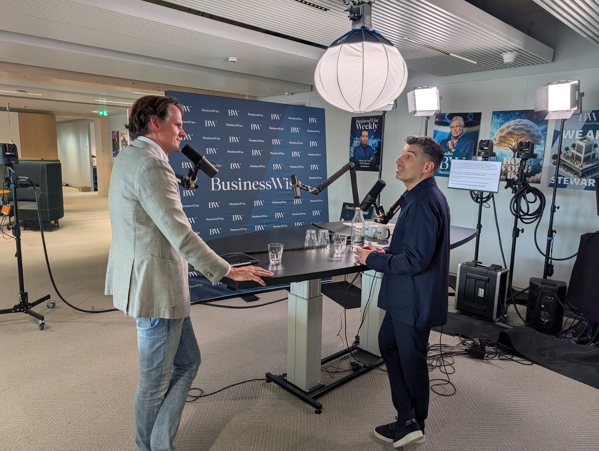 Gerben van Driel en Shariar Khalili in de BusinessWise-studio. Foto: BusinessWise Gerben van Driel en Shariar Khalili in de BusinessWise-studio. Foto: BusinessWise