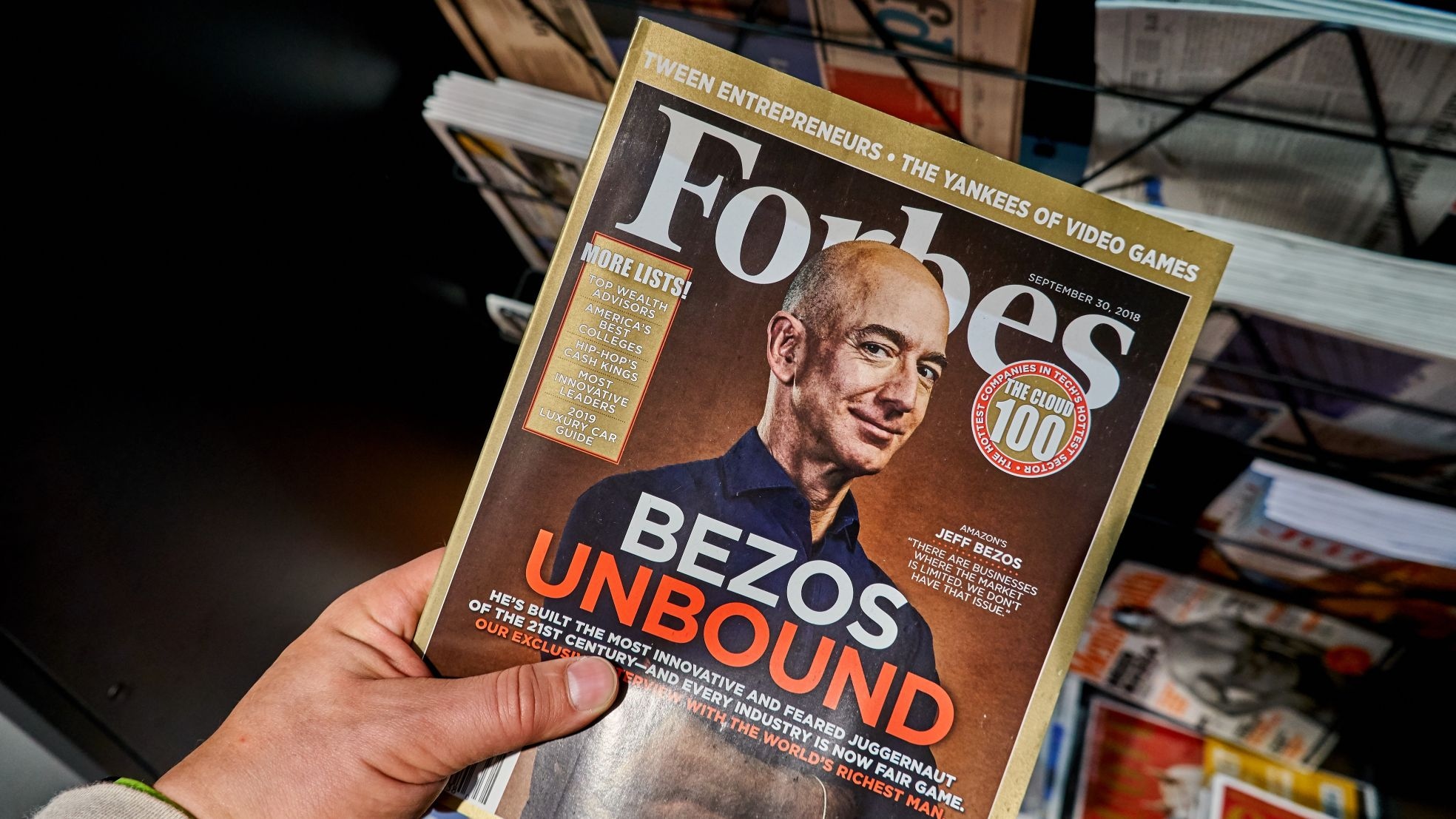 Forbes volgt de Amazon-miljardair al sinds de start. Forbes volgt de Amazon-miljardair al sinds de start. Foto: Shutterstock