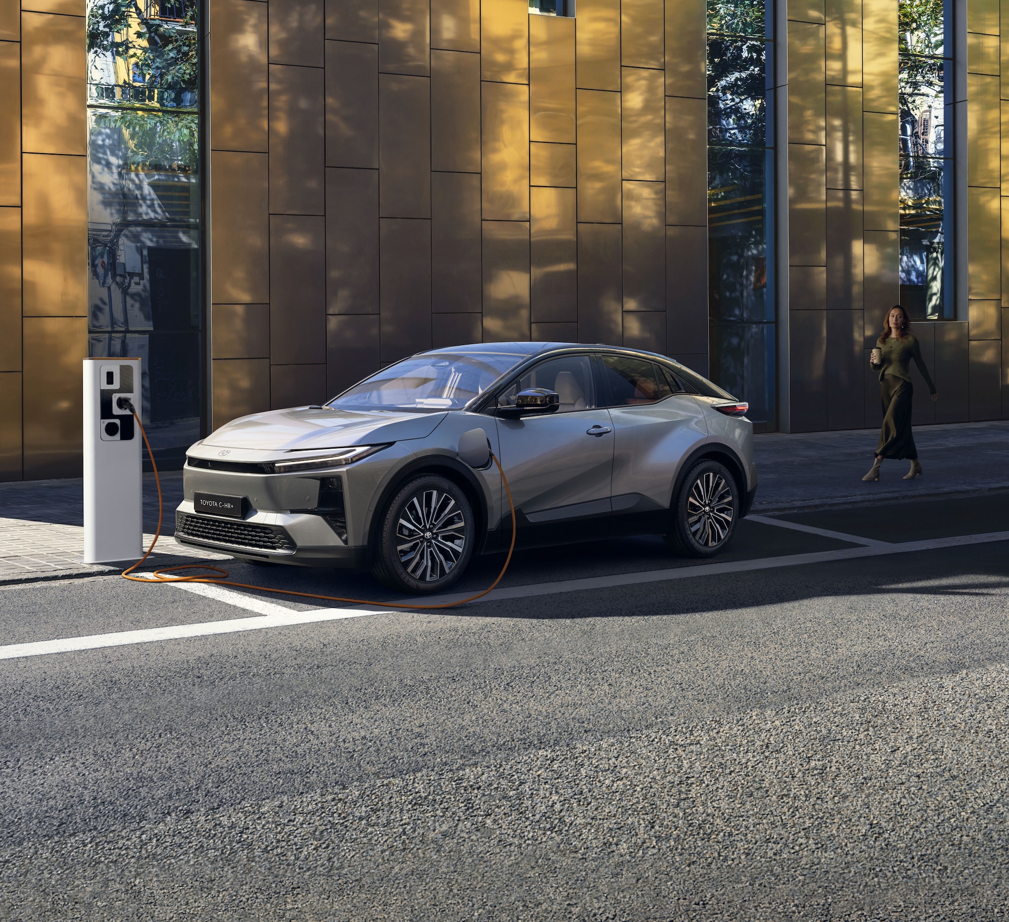 Toyota C-HR+. Fotografie: Toyota Toyota C-HR+. Fotografie: Toyota