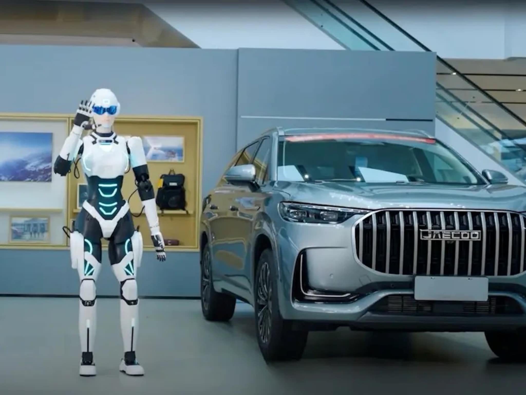 robot als verkoper in showroom chinees omoda en jaecoo start proef in nederland