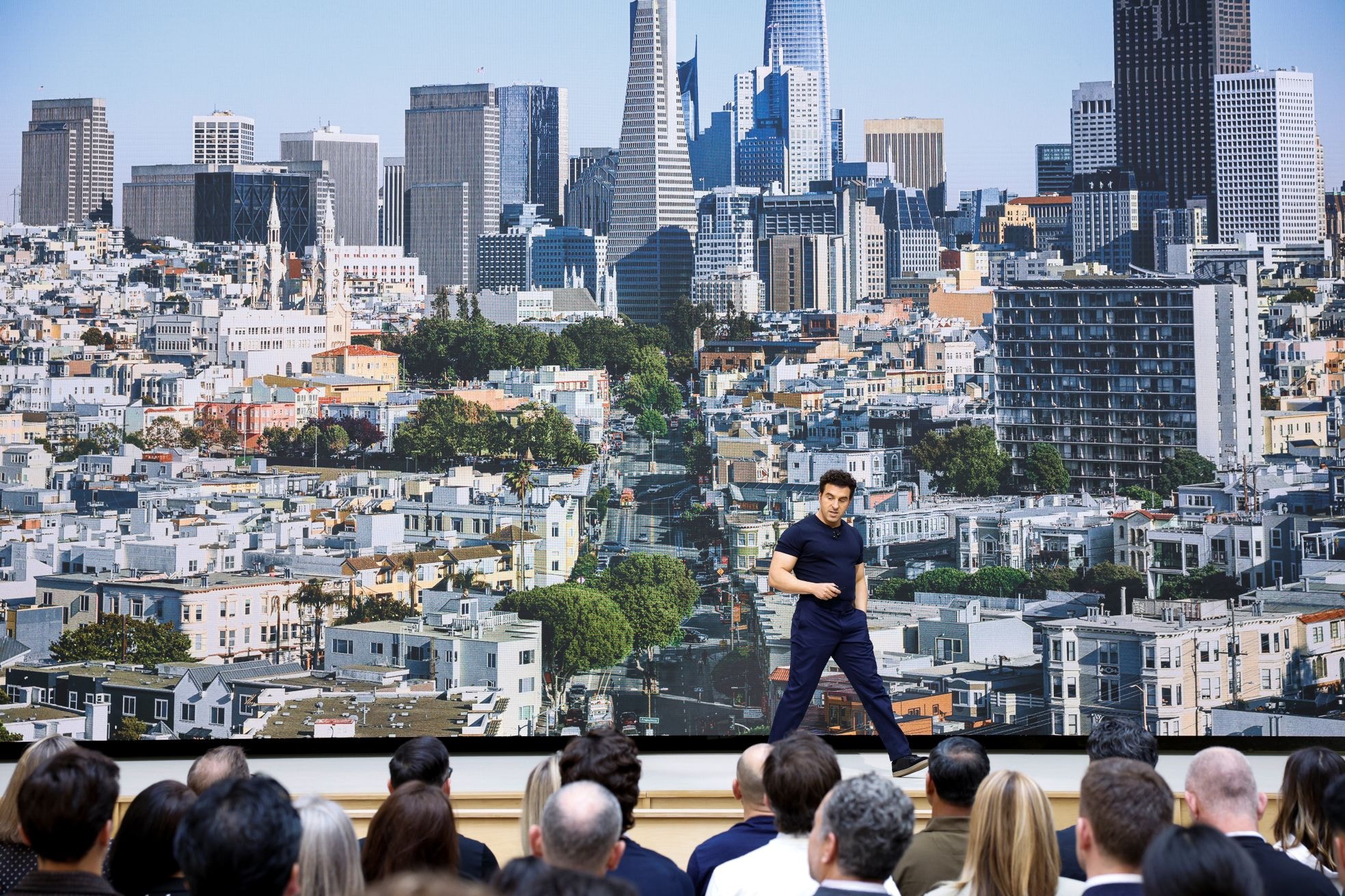 Brian Chesky tijdens zijn keynote.  Getty Images/Alex Bender