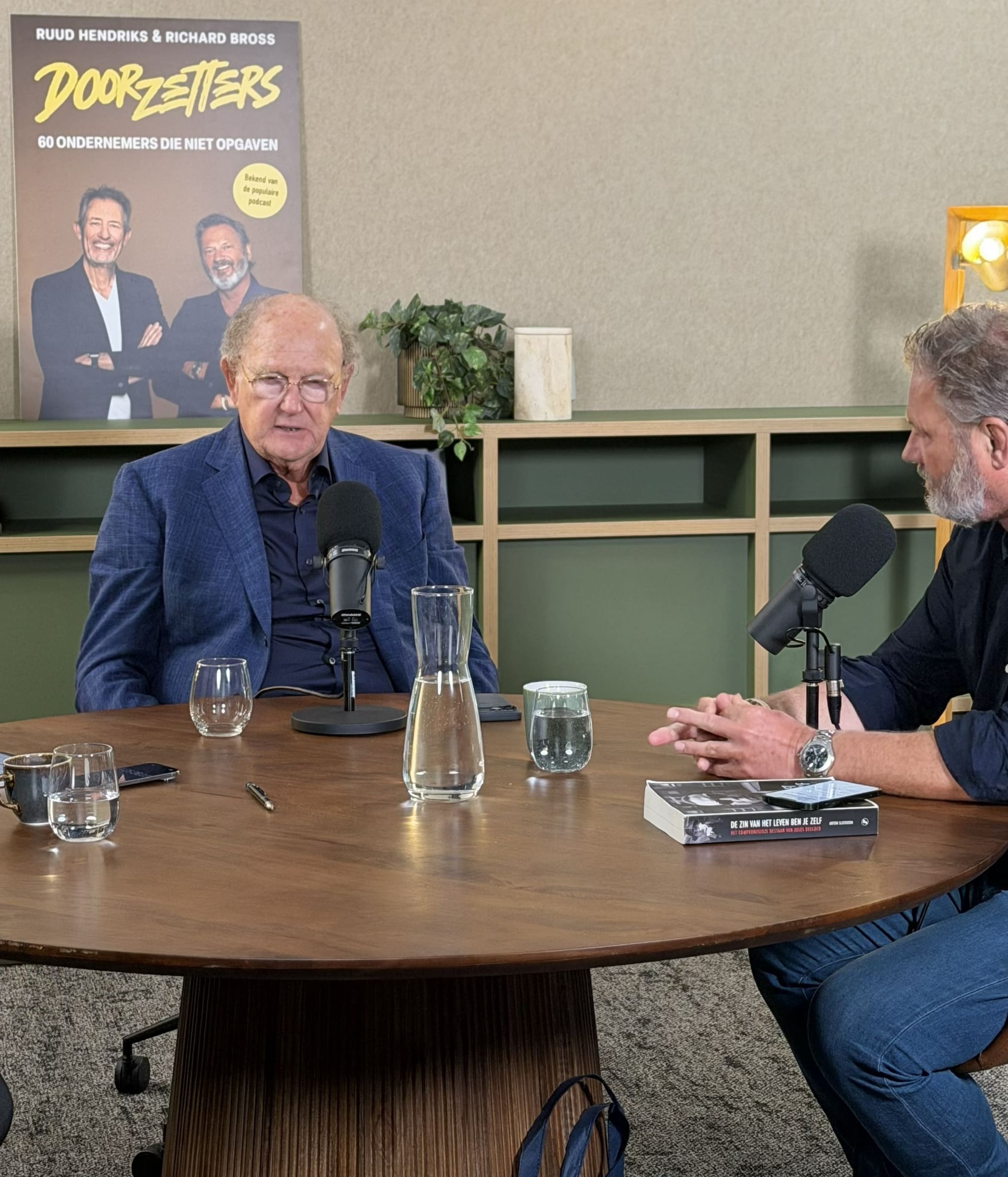Joop van den Ende, gast in de podcastserie Doorzetters. Doorzetters