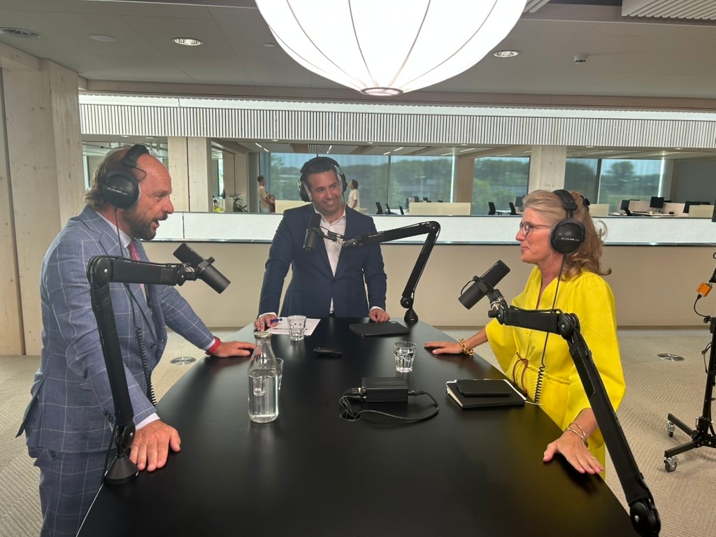 v.l.n.r.: Eduard Schaepman, host Olivier de Neve en Marguerite Soeteman-Reijnen. BusinessWise