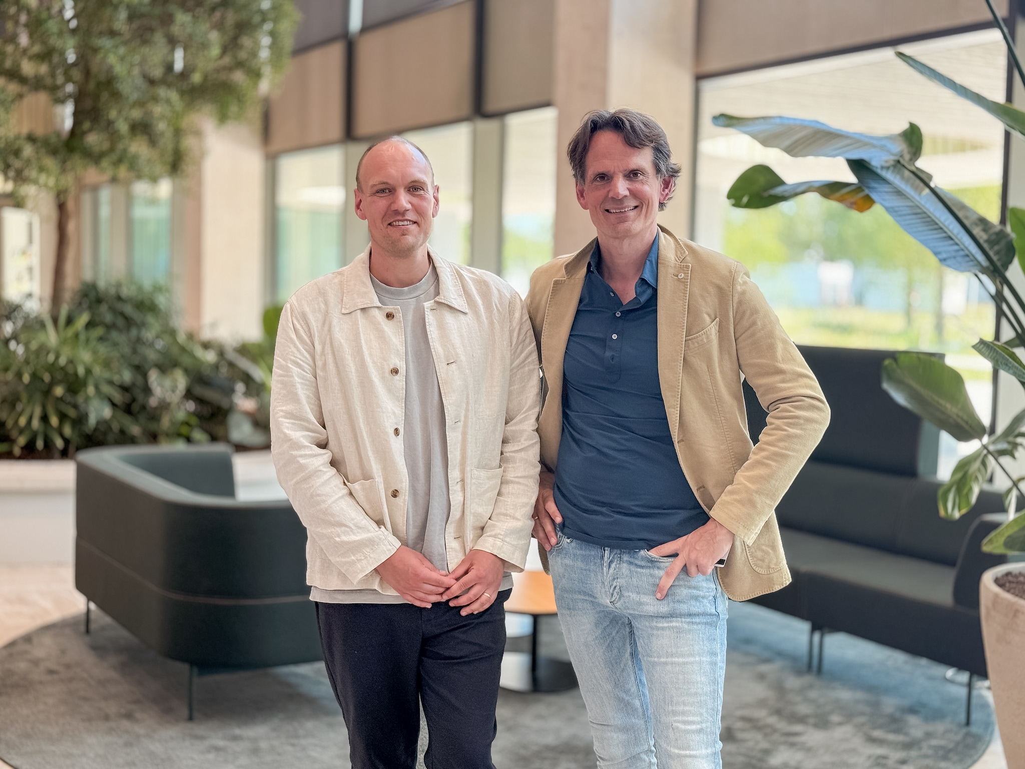 Roel van Leeuwen met Move on Up-host Gerben van Driel BusinessWise