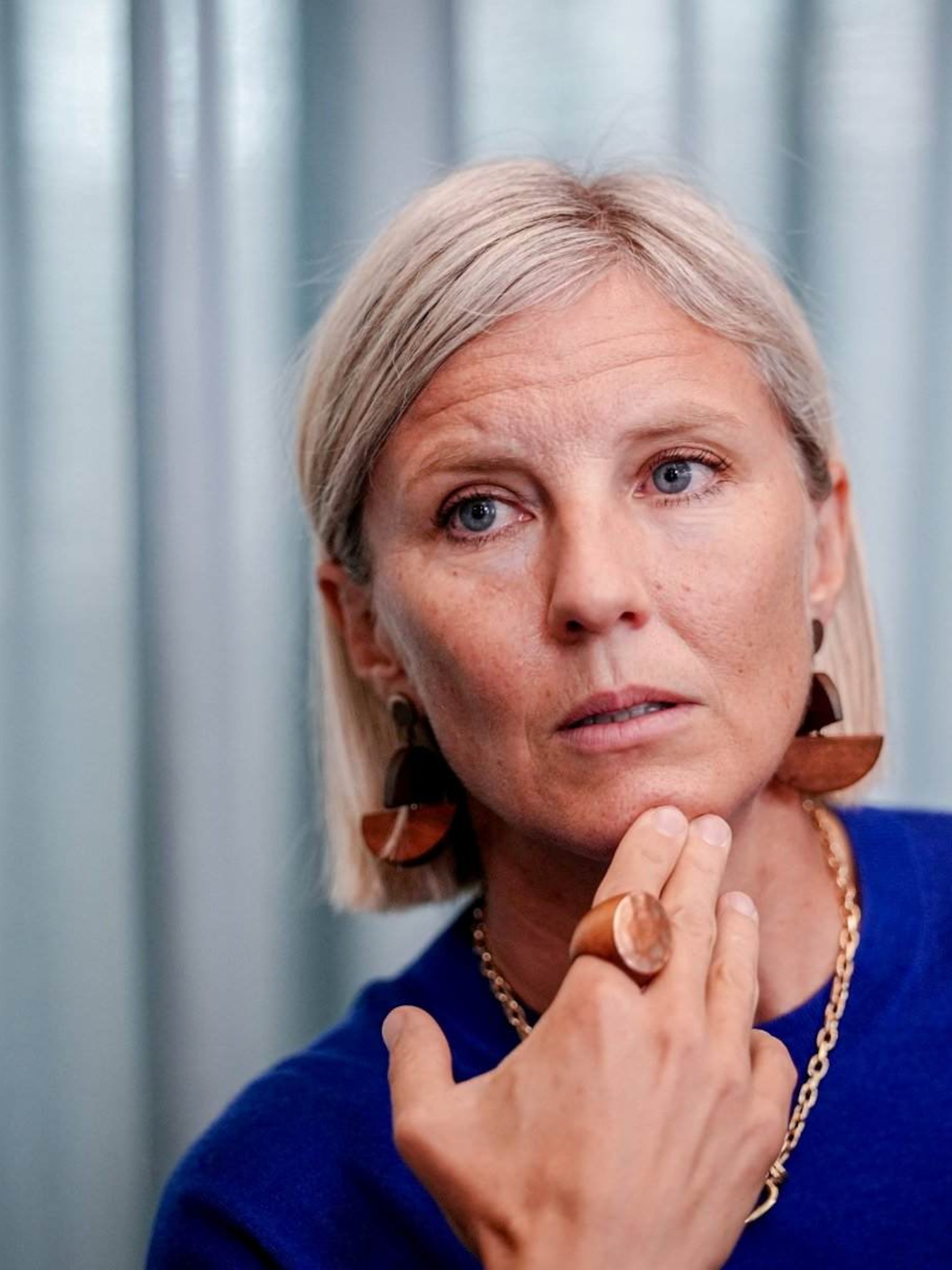 daimler topvrouw luidt noodklok europese vrachtwagenindustrie in gevaar door onrealistische co2 regels