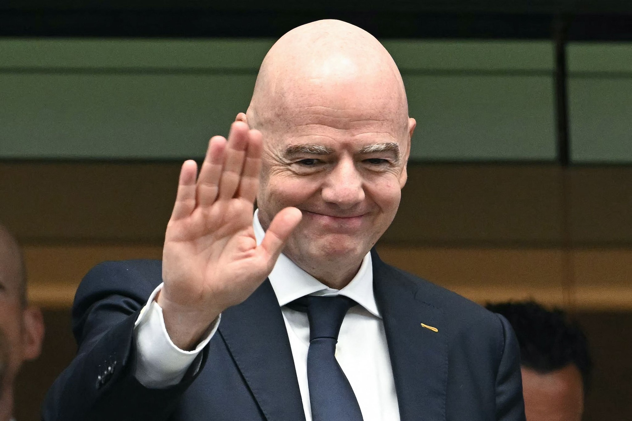 ‘De klassieke FIFA-corruptie van Sepp Blatter lijkt onder Infantino te zijn vervangen door een verfijnder patronagesysteem, waarin loyaliteit wordt beloond met geld, invloed en toernooien’.