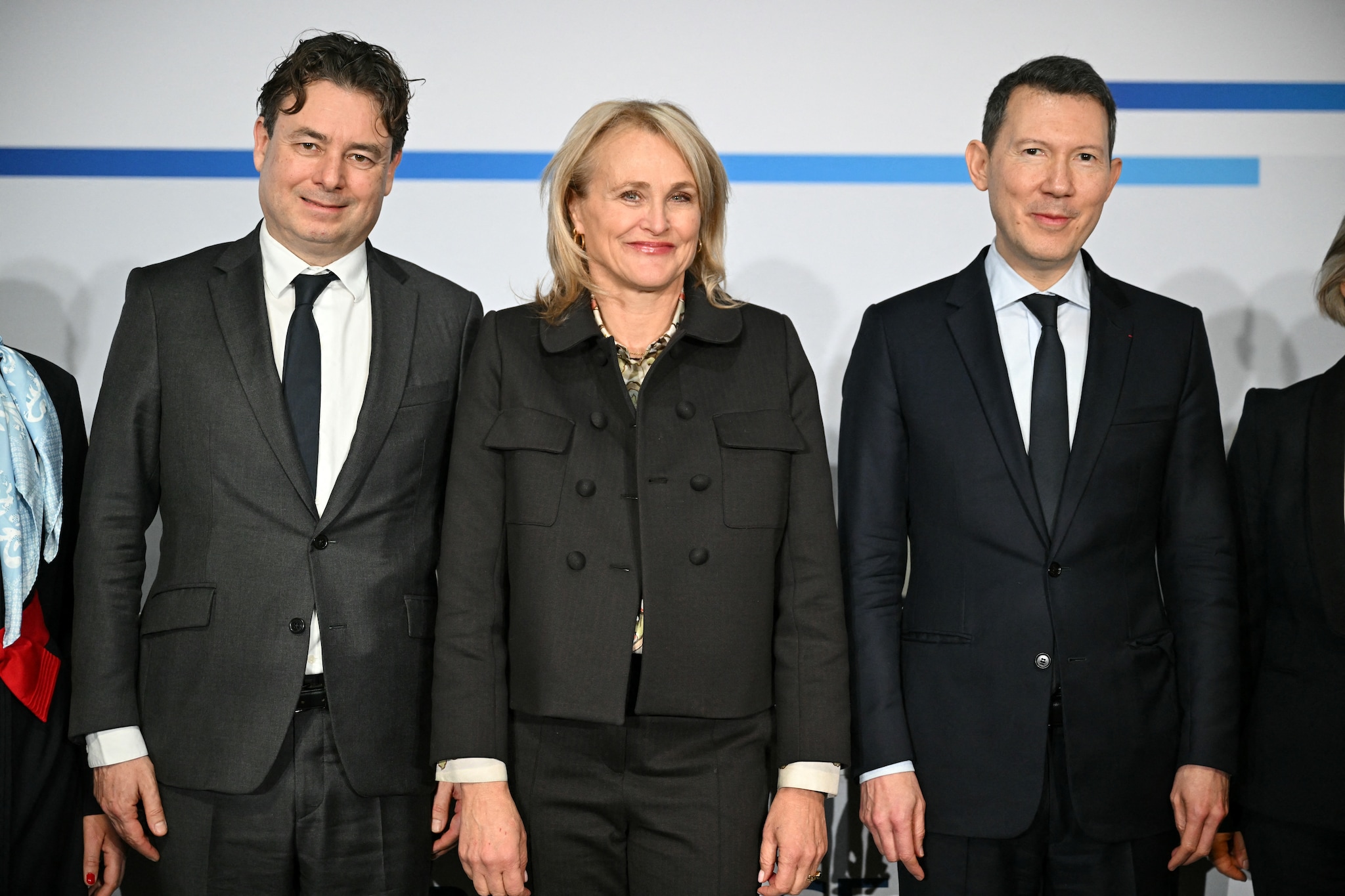 vlnr. Air France KLM Chief Financial Officer Steven Zaat, KLM Chief Executive Officer Marjan Rintel en Air France KLM Chief Executive Officer Benjamin Smith.