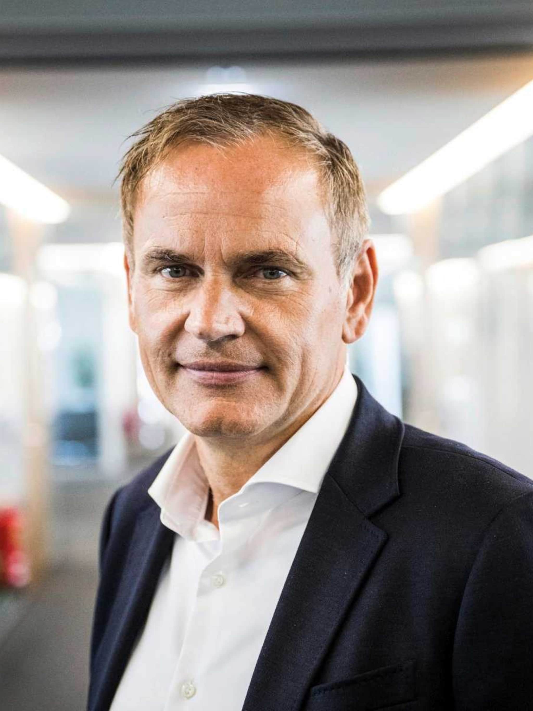 renault merkiconen emissievrij voorbeeld voor volkswagen