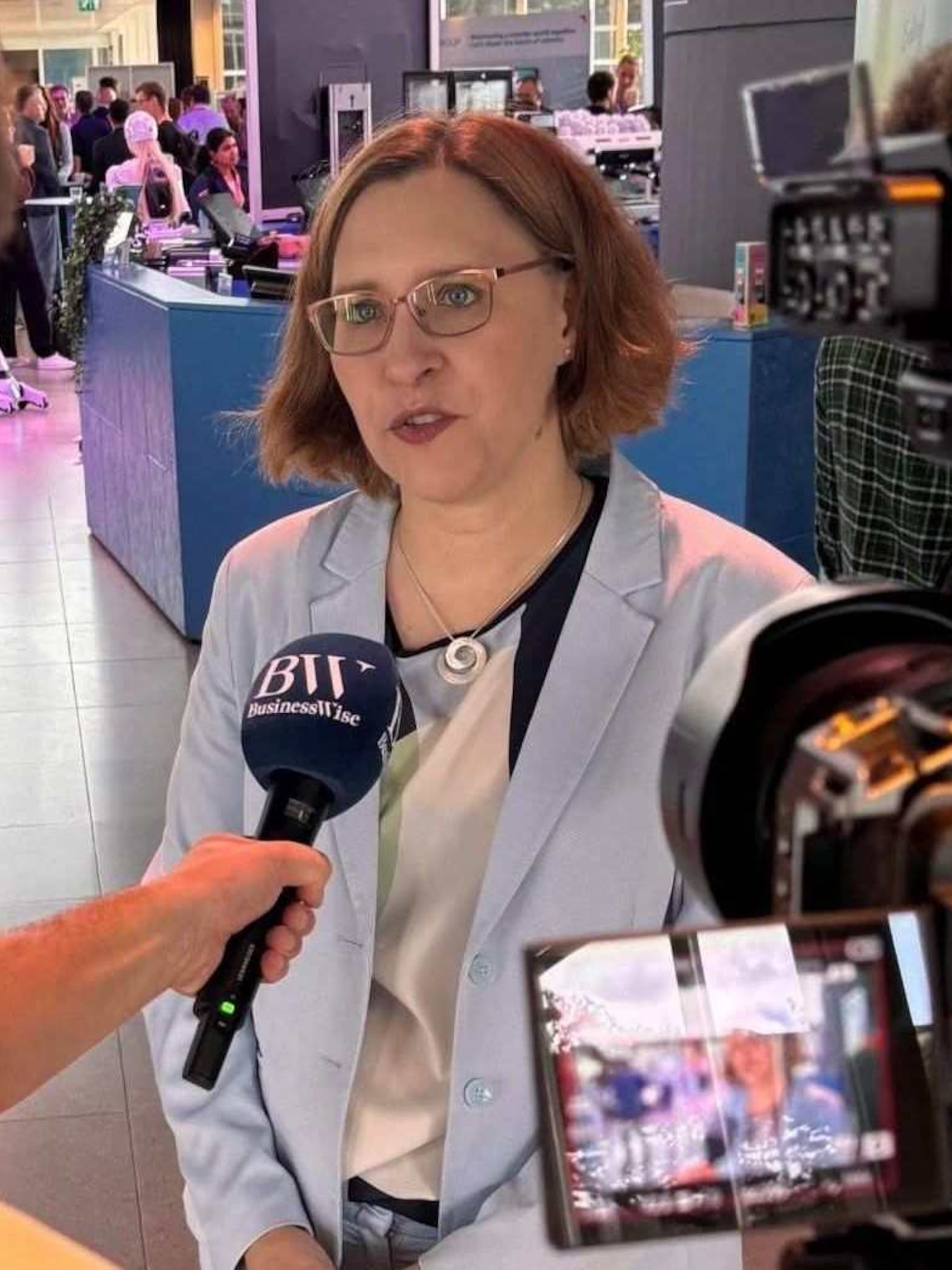 robotica in nederland groeit gestaag nieuw onderzoek ifr