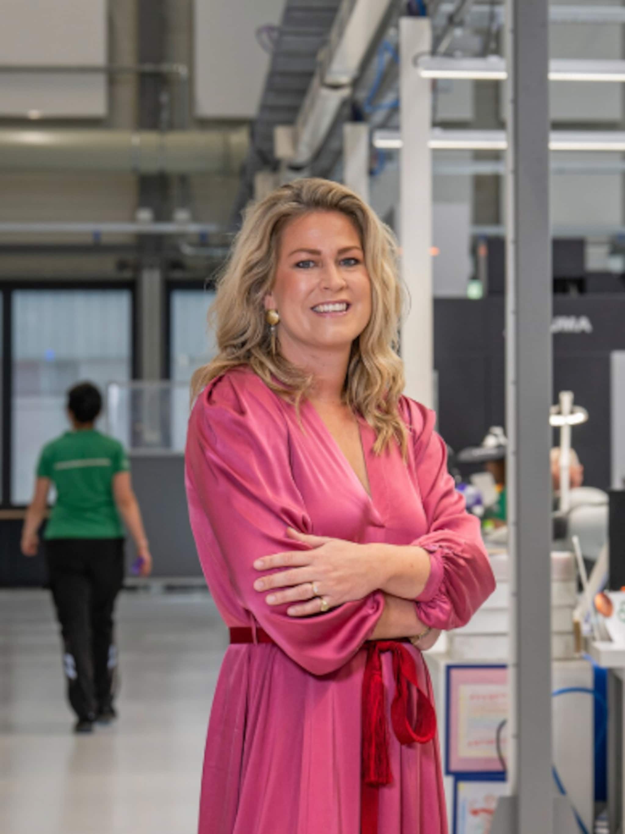 manon pijnenburg ceo familiebedrijf aae na overlijden vader