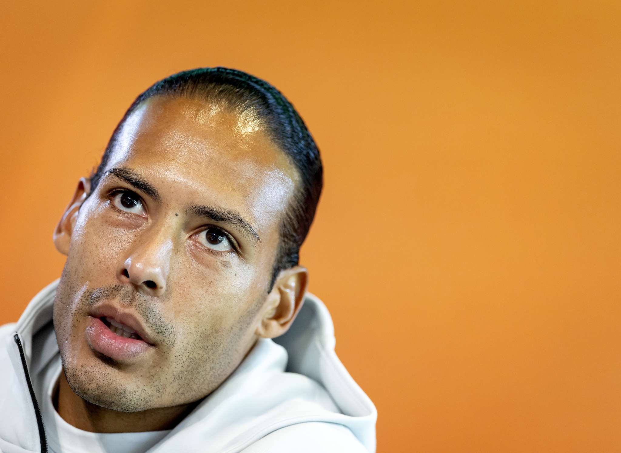 Virgil van Dijk is een leider, geen robot.