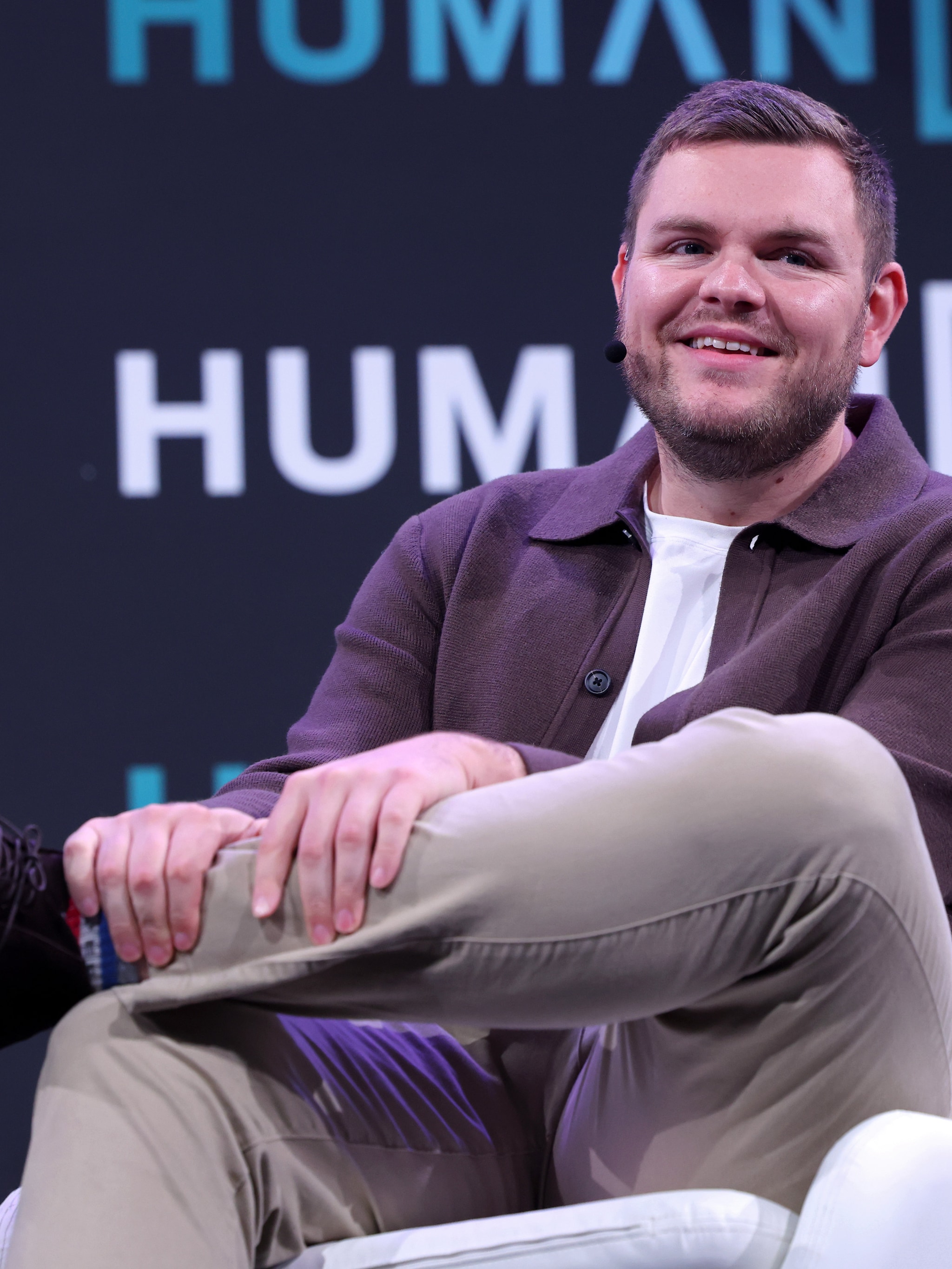 ai bedrijf general intuition binnen jaar 6 miljard dollar waard