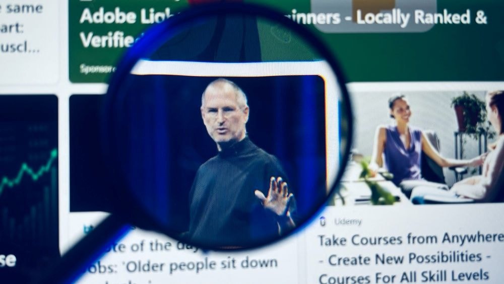 Steve Jobs in de media. Shutterstock