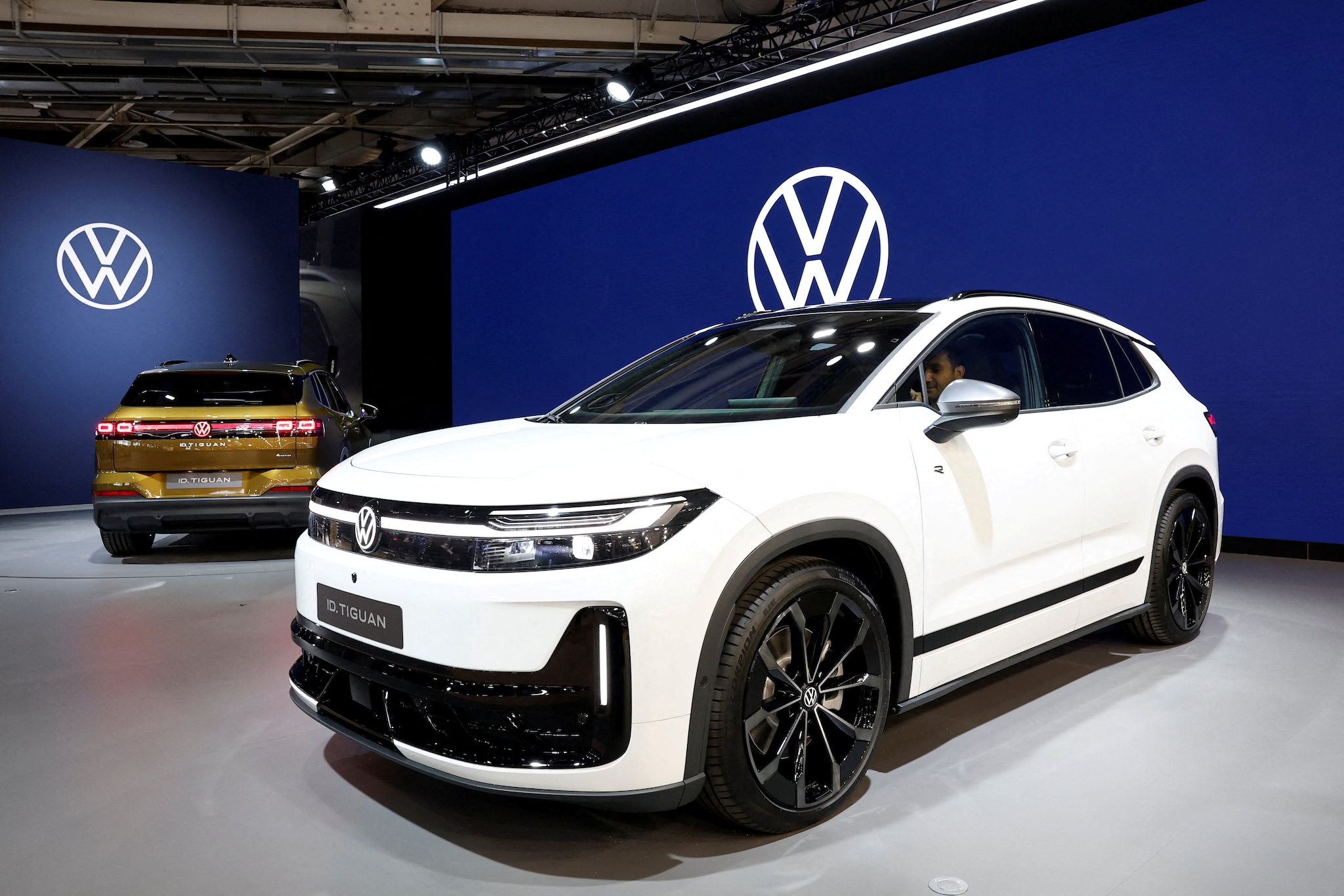 Nieuwe Volkswagen ID. Tiguan tijdens autoshow in Parijs op 12 oktober 2026.