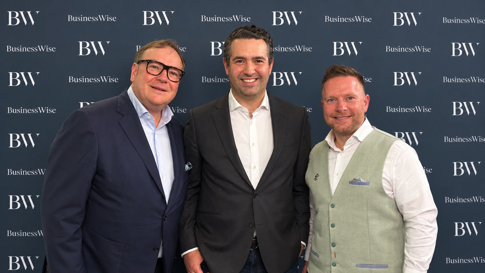 vlnr. Arjen Paardekooper, Olivier de Neve en Juri Hoedemakers.  Redactie BusinessWise